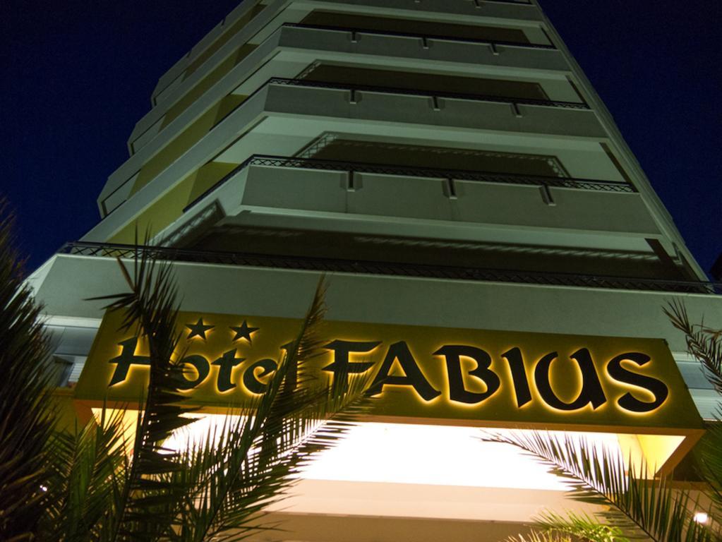 Hotel Fabius Белариа-Игеа Марина Екстериор снимка